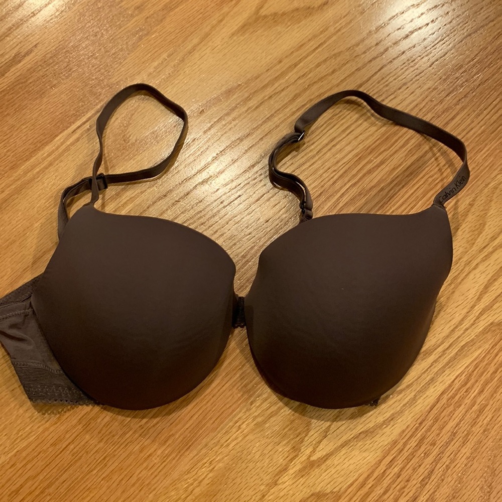 Calvin Klein T Shirt Bra
